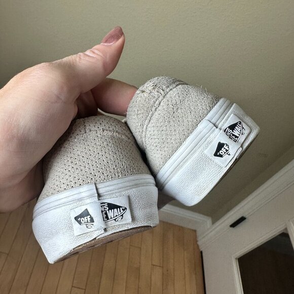 VANS Perforated Suede Classic Slip On Size 8.5 - Picture 11 of 12